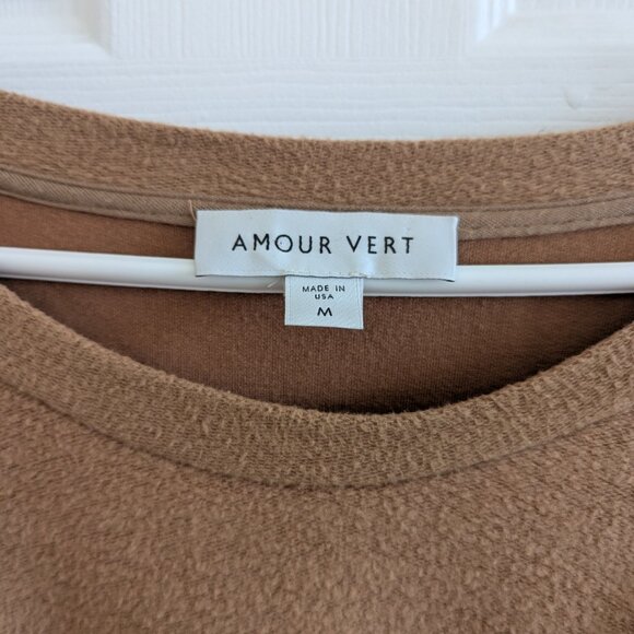 Amour Vert Russo Fleece Dress - Picture 4 of 4